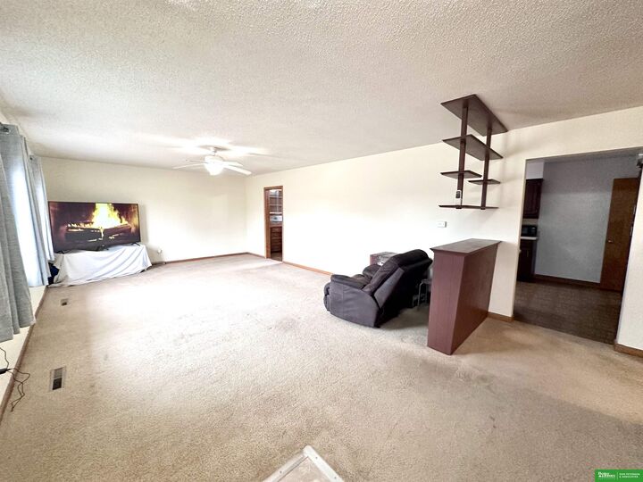 Property Photo:  916 12th Street  NE 68791 