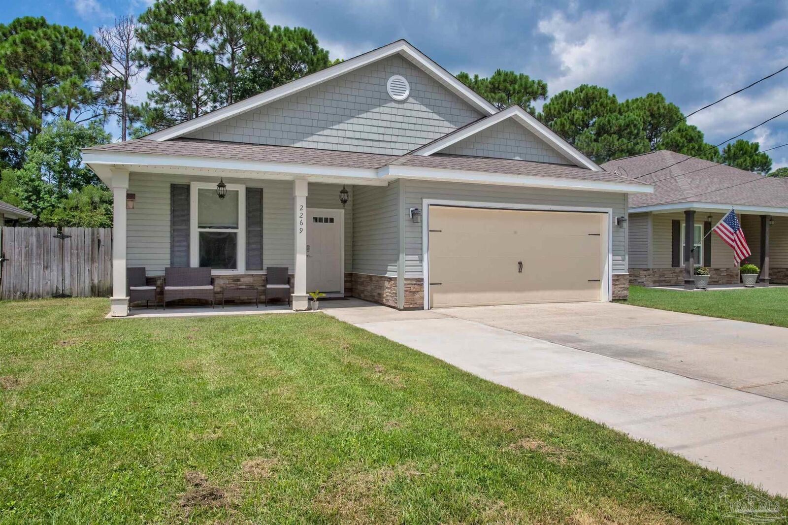 Property Photo:  2269 Tom St  FL 32566 