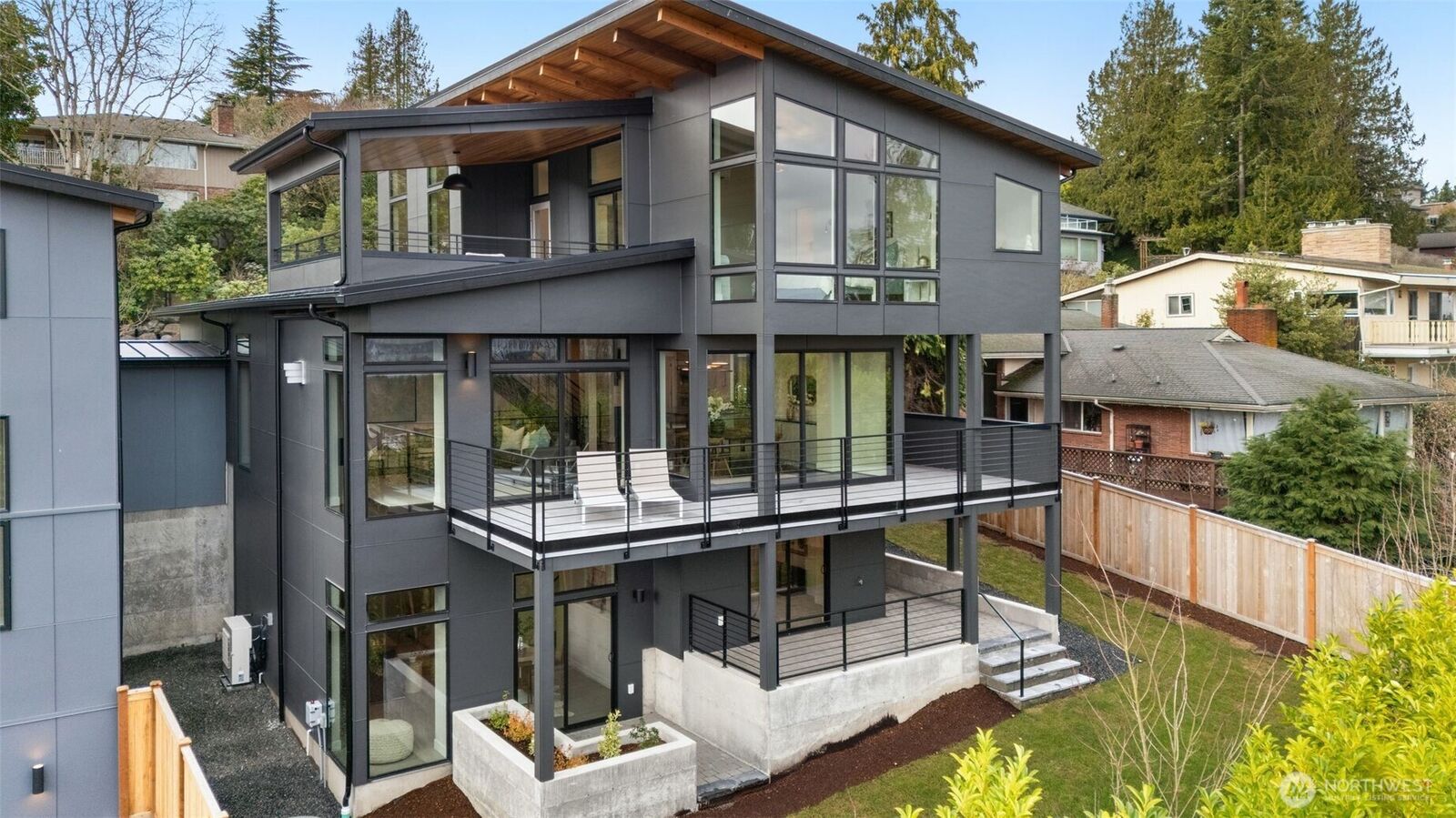 Property Photo: 6038 50th Avenue NE A WA 98115