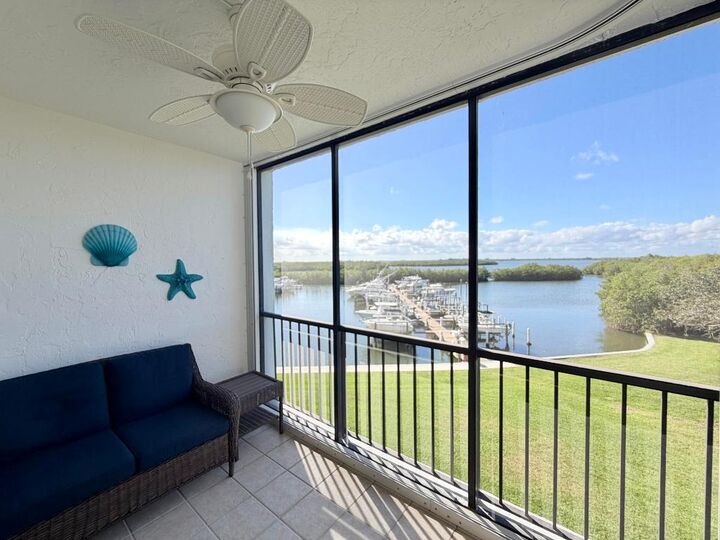 Property Photo:  5155 N Highway A1a 314  FL 34949 