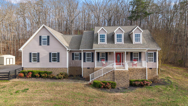 Property Photo:  940 Van Davis Road NW  TN 37336 