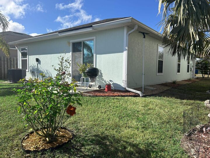 Property Photo:  127 Ashby Landing Way  FL 32086 