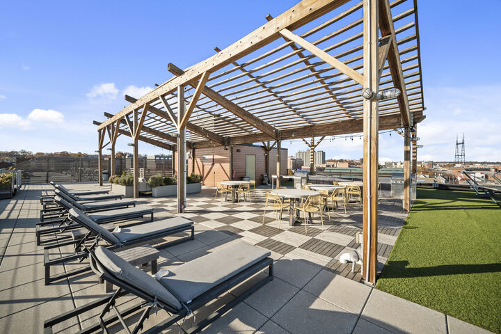 Property Photo:  19 Day Street 402  CT 06854 