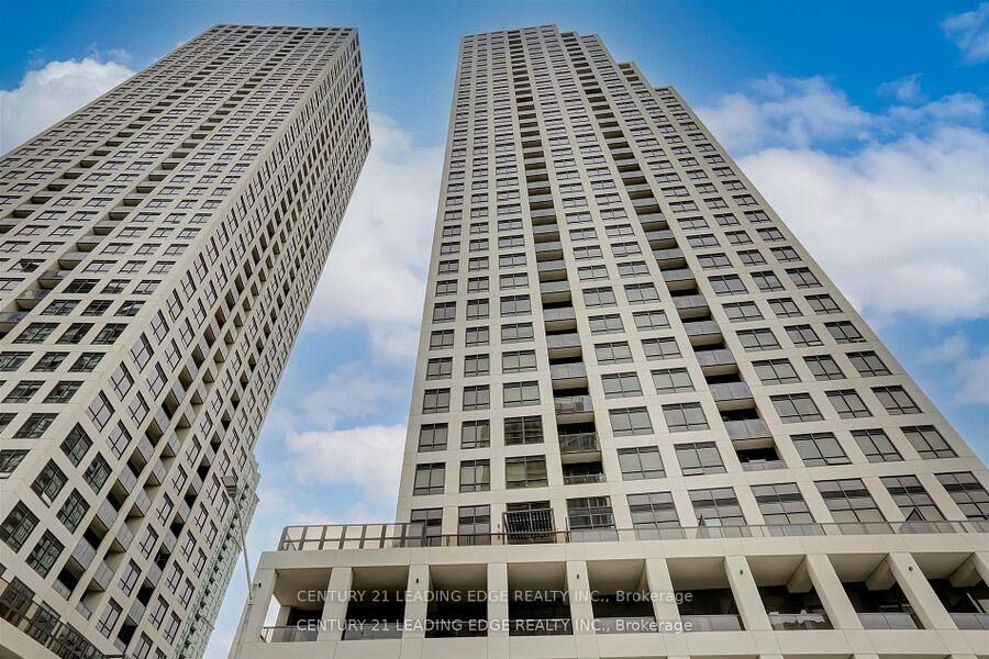 Photo de la propriété:  36 Elm Drive 803  ON L5B 0N3 