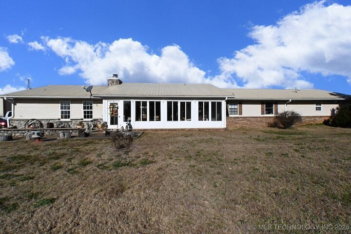 Property Photo:  105935 S 4665 Road  OK 74955 