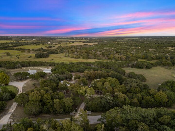 Property Photo:  507 County Road 200D  TX 78611 