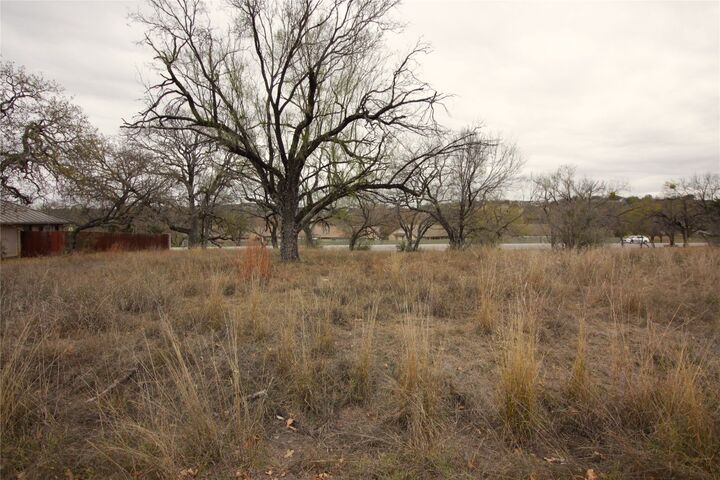 Property Photo:  207 Big Spur  TX 78657 