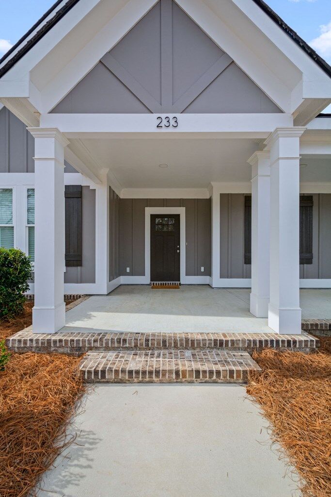 Property Photo:  233 Partridge Circle  GA 31763 