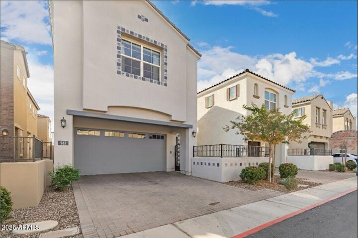 Property Photo:  267 E Aster Drive  AZ 85286 
