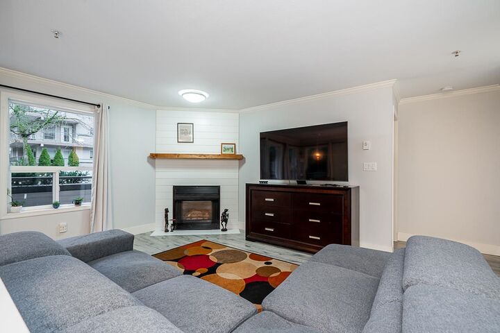 Photo de la propriété:  33708 King Road 111  BC V2S 8C6 