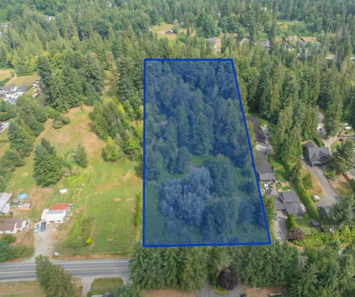 Property Photo: 33181 Dewdney Trunk Road BC V2V 6X7