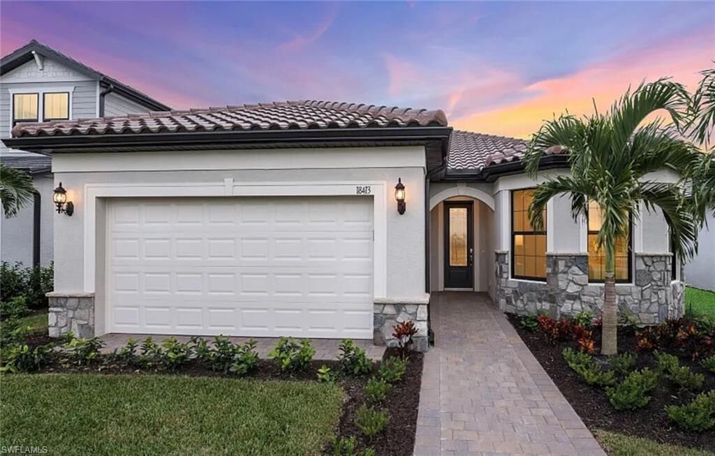 Property Photo:  20365 Kingmont Dr  FL 33928 