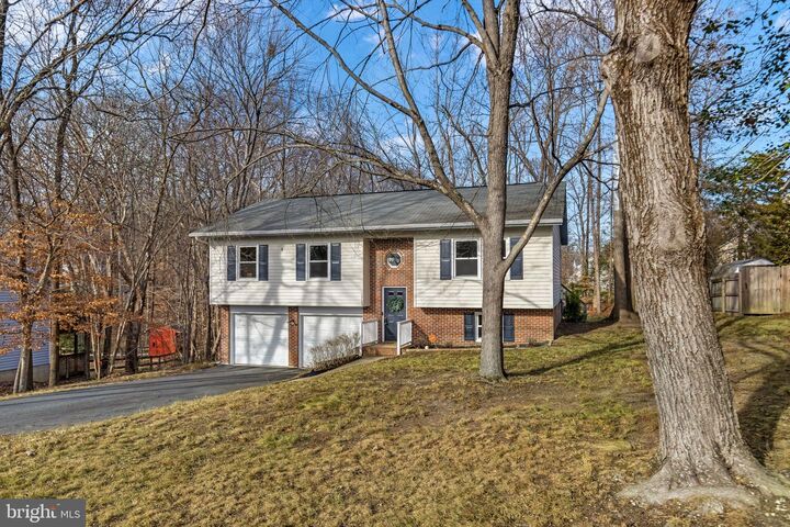 Property Photo:  1703 Sherwood Dr  VA 22405 