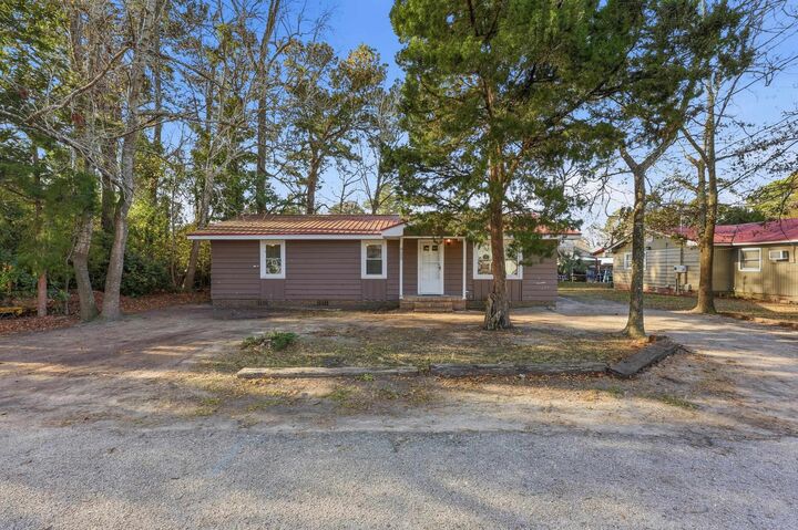 Property Photo:  825 Bay St.  SC 29577 