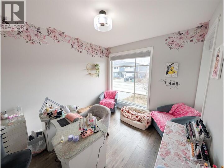 Property Photo: 2710 Beachmount Crescent BC V2B 0E6