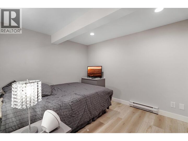 Property Photo:  5770 Mayview Circle  BC V5E 4B8 