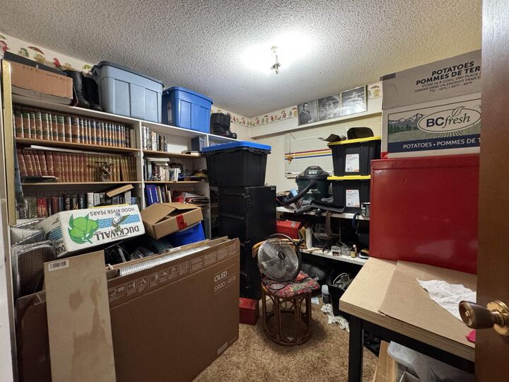 Property Photo:  26978 28B Avenue  BC V4W 3A5 