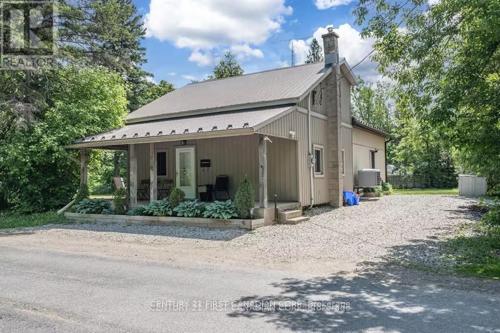 Property Photo:  705 Conservation Drive Unit B  ON N2J 3Z4 