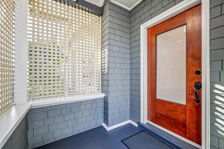 Property Photo:  653 55th St  CA 94609 