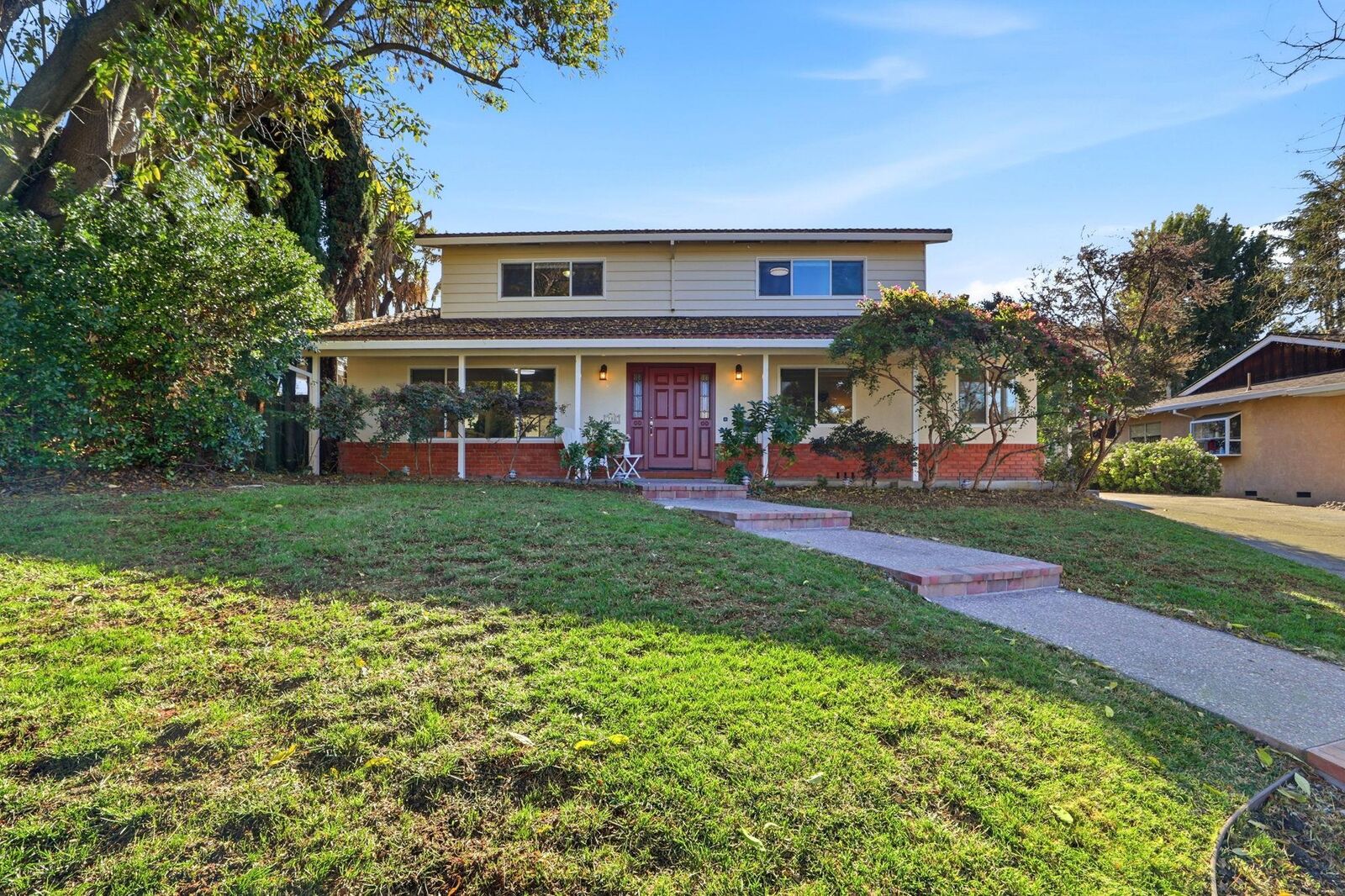 Property Photo:  786 Wisteria Dr  CA 94539 