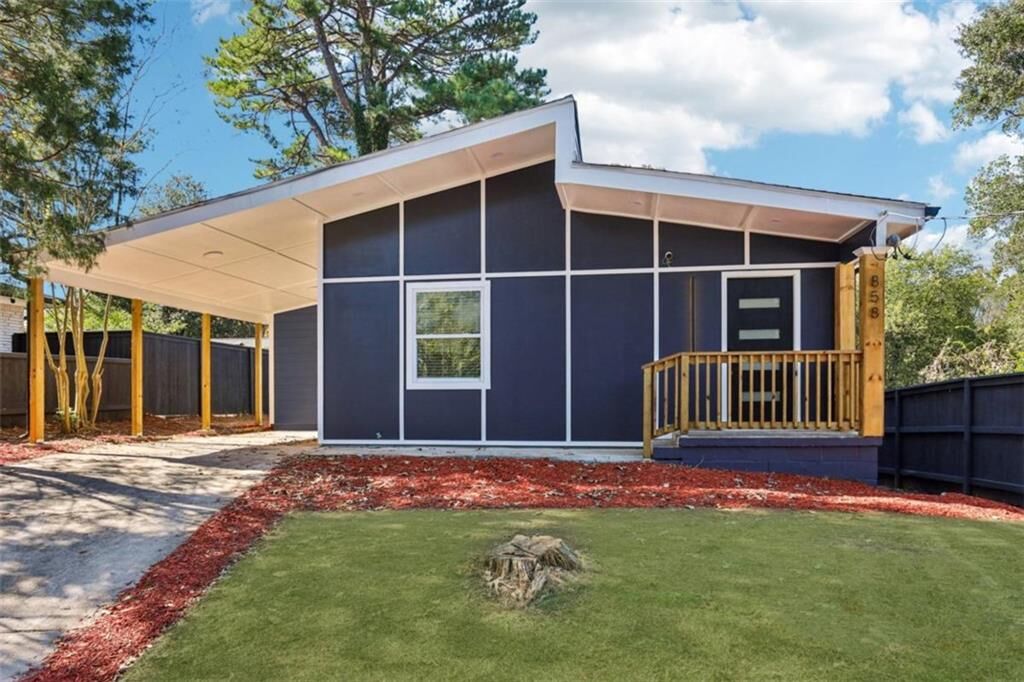 Property Photo:  858 Hall Street  GA 30318 