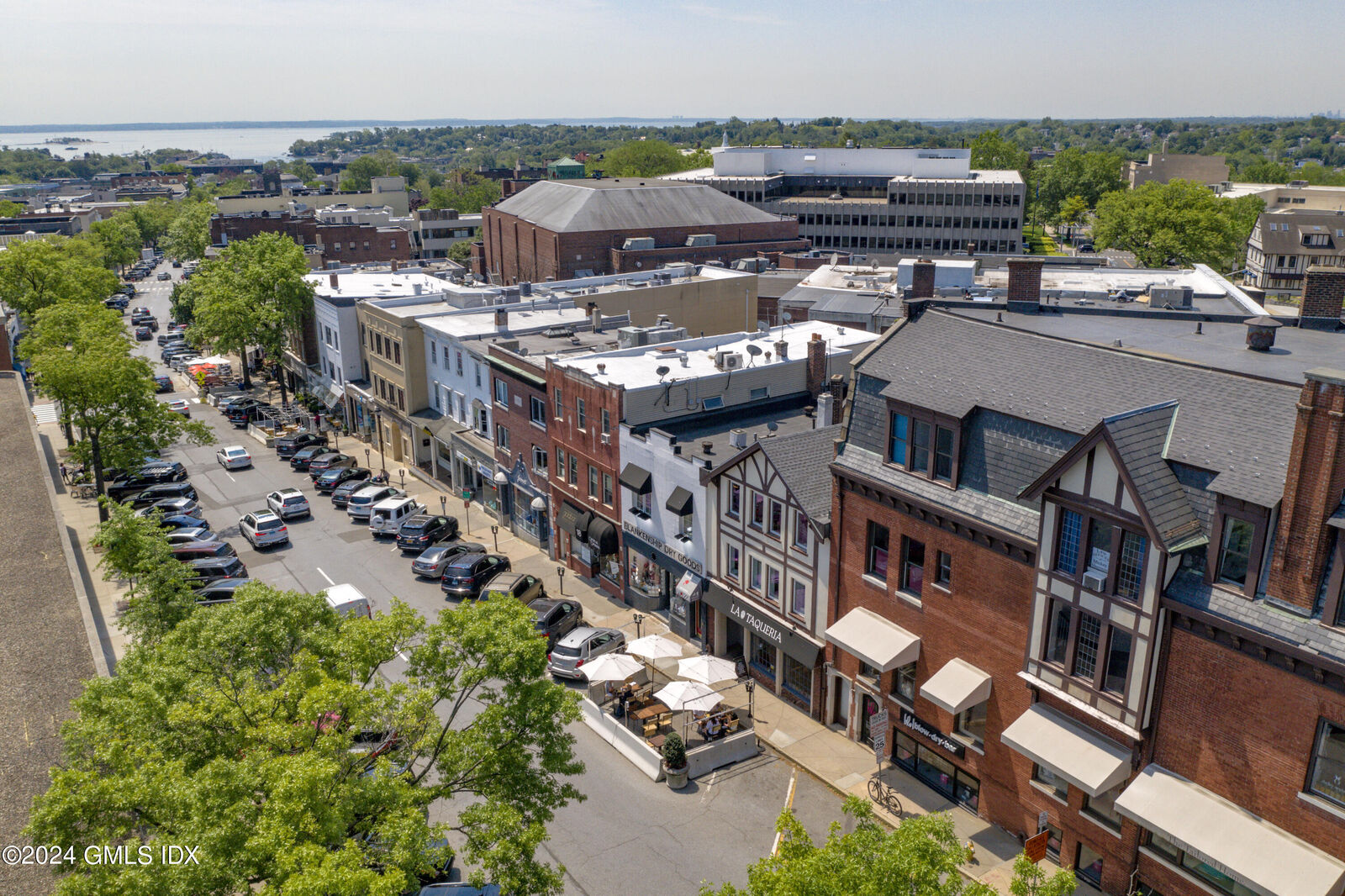 Property Photo:  54 Greenwich Avenue 3rd Floor  CT 06830 