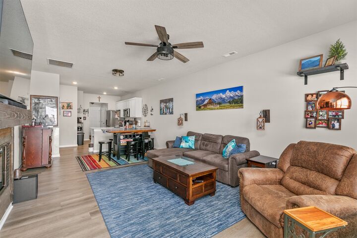 Property Photo: 2601 NW 30th Lane IA 50023