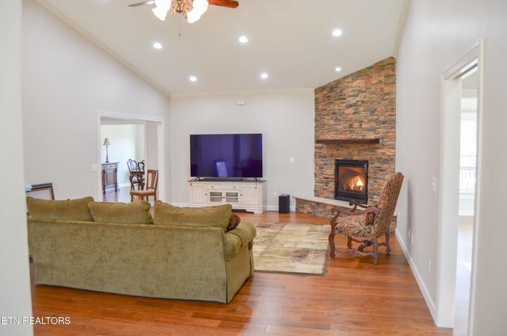 Property Photo:  380 Mountain Preserve Pkwy  TN 37723 