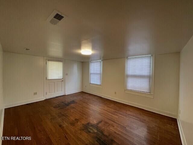 Property Photo: 720 Clark St TN 37803