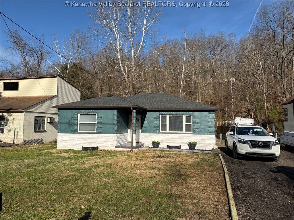 Property Photo:  4866 Washington Street  WV 25313 