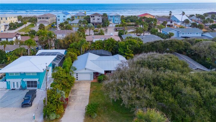 Property Photo:  1421 Beacon Street  FL 32169 