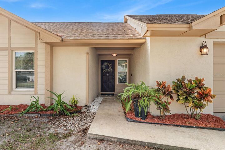 Property Photo:  1026 Weaver Drive  FL 32765 