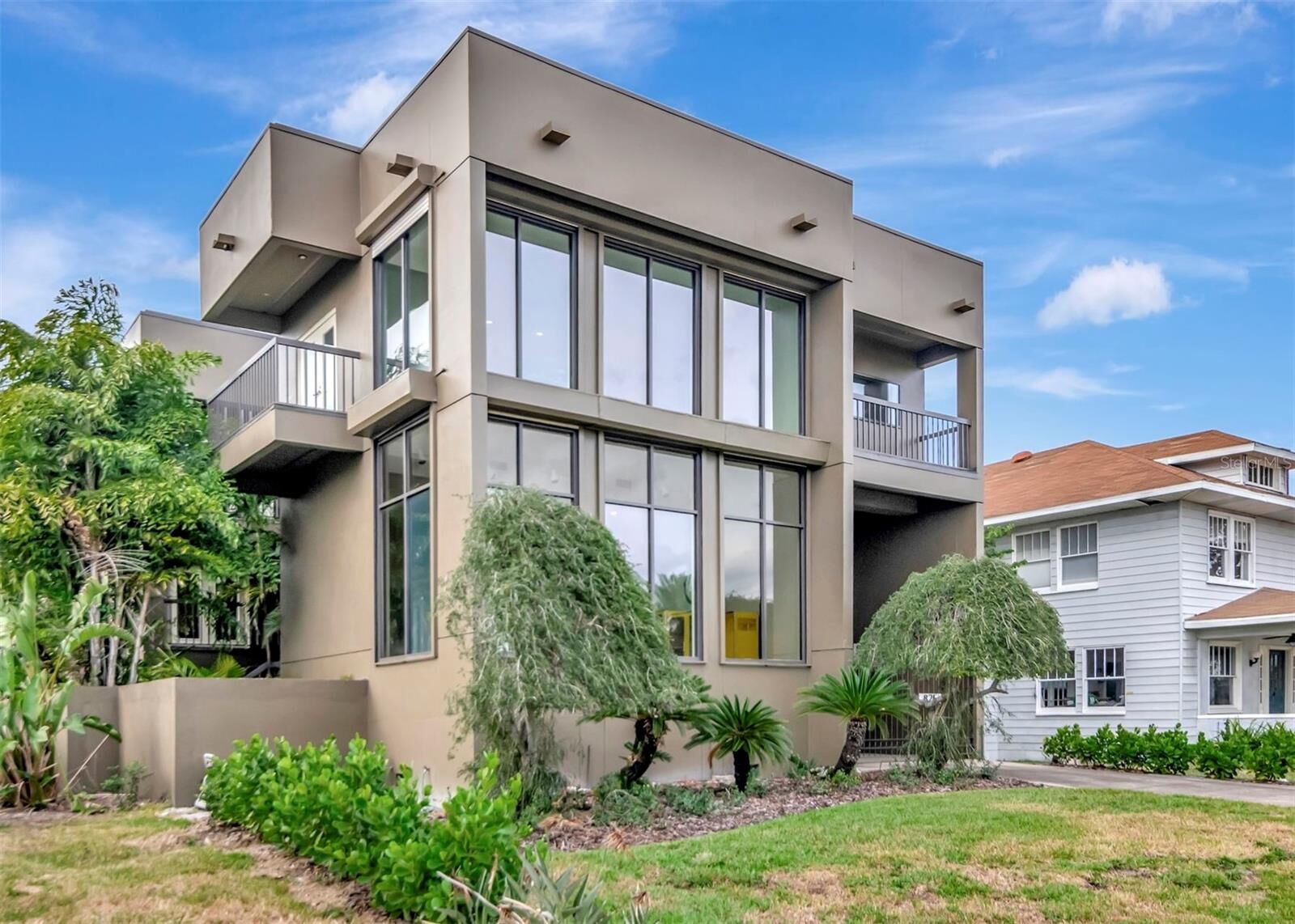 Property Photo:  825 Bayshore Boulevard 1/2  FL 33606 