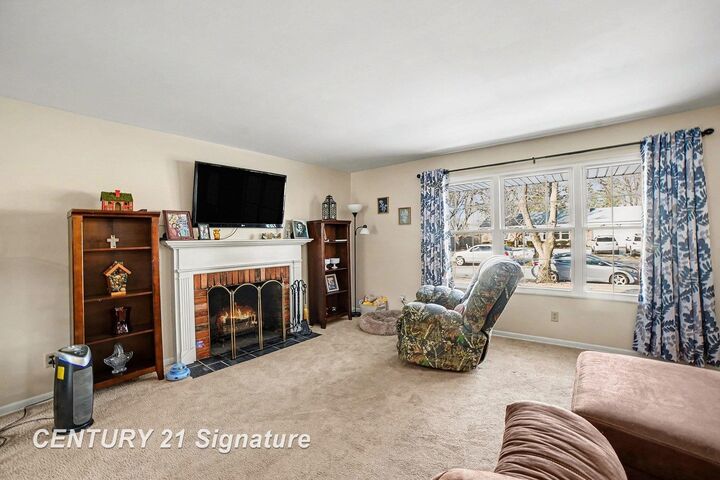 Property Photo:  3117 Brockton Place  MI 48602 