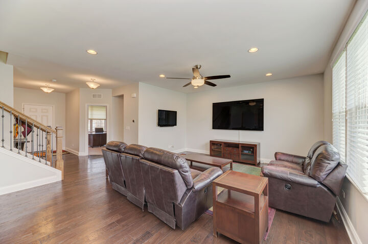 Property Photo:  8288 Mulberry Drive  IL 60517 