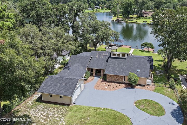 Property Photo:  777 Arthur Moore Drive  FL 32043 