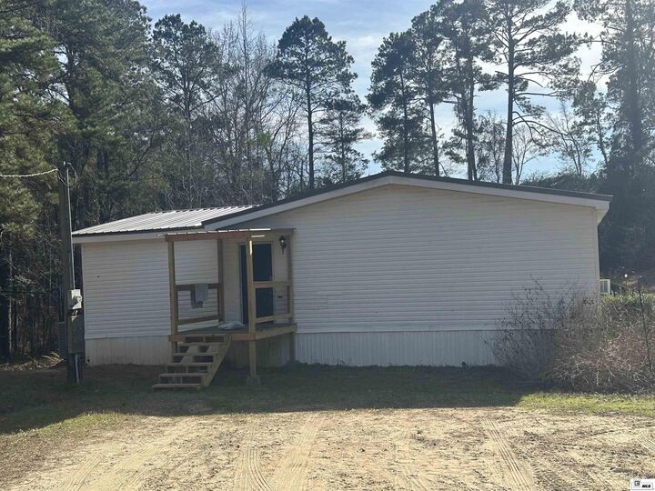 Property Photo: 176 Wright Road LA 71292