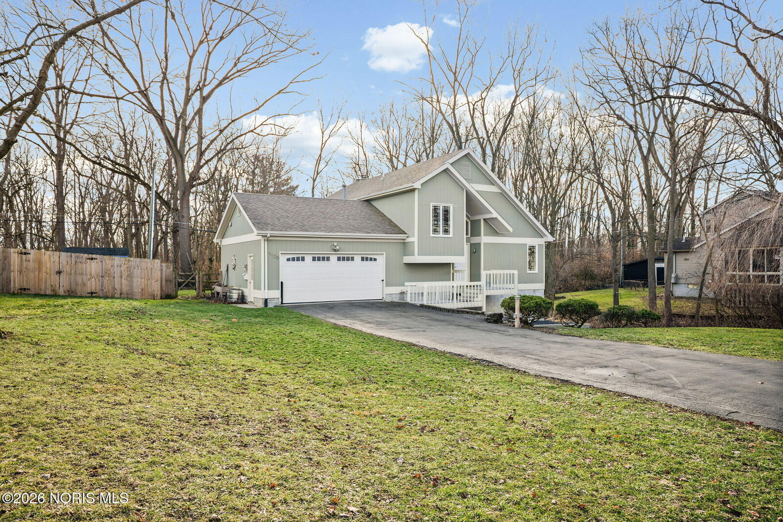 Property Photo:  1125 Glen Meadow Drive  OH 45840 