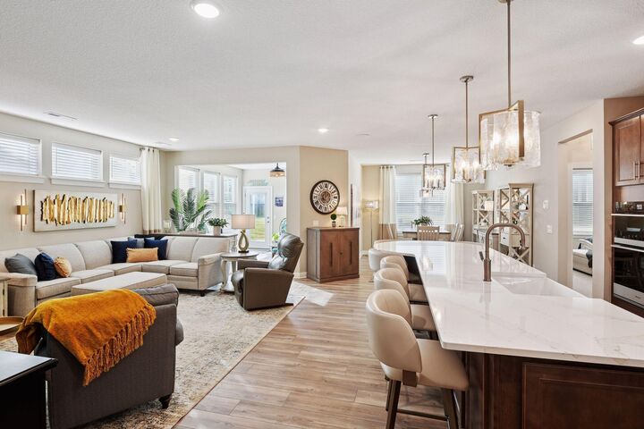 Property Photo:  934 Goldfinch Street  MN 55318 