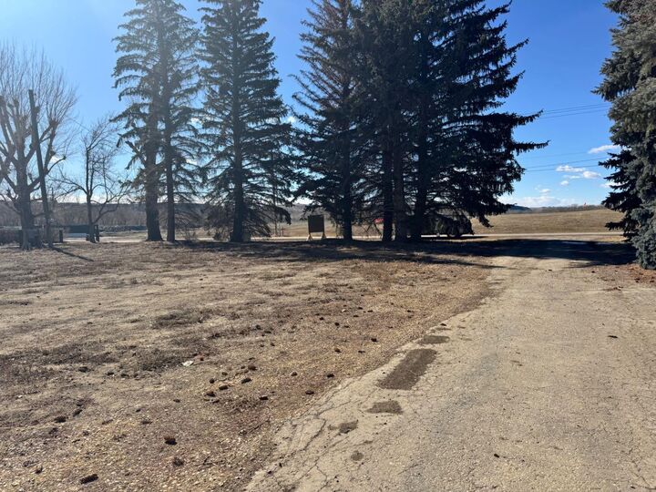 Property Photo: 170 9 Street NW AB T0J 0Y1