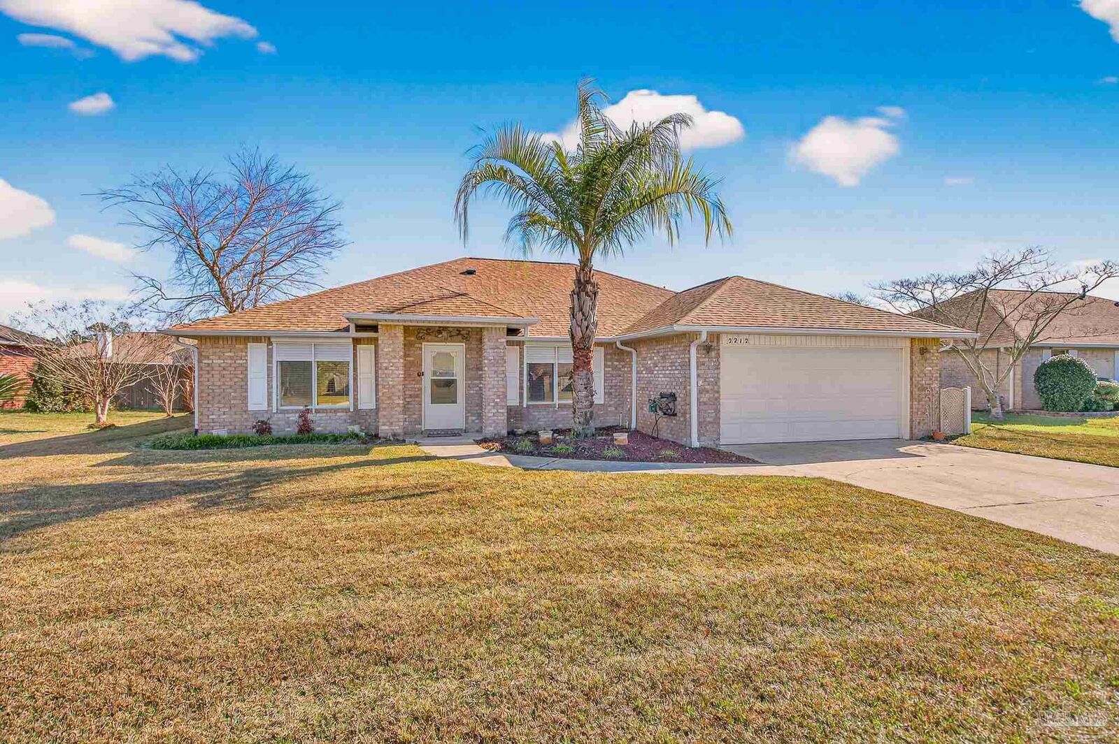 Property Photo:  2212 Blue Lake Dr  FL 32506 