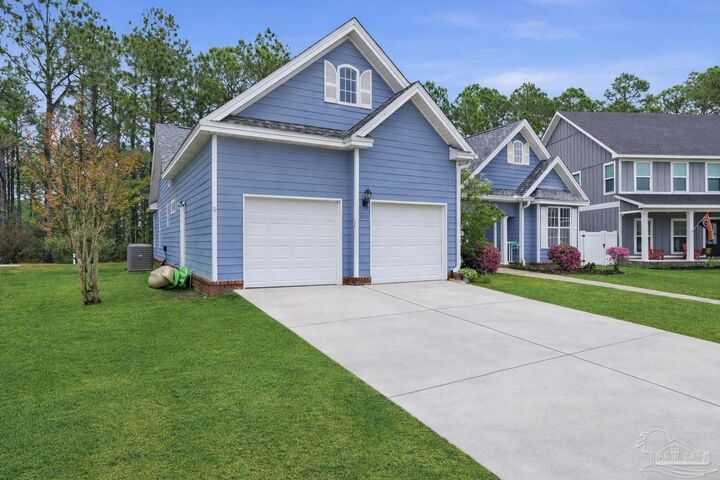 Property Photo:  3470 Navigator Ave  FL 32506 