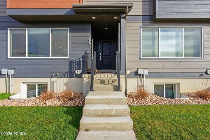 Property Photo:  2063 S 920 E  UT 84032 