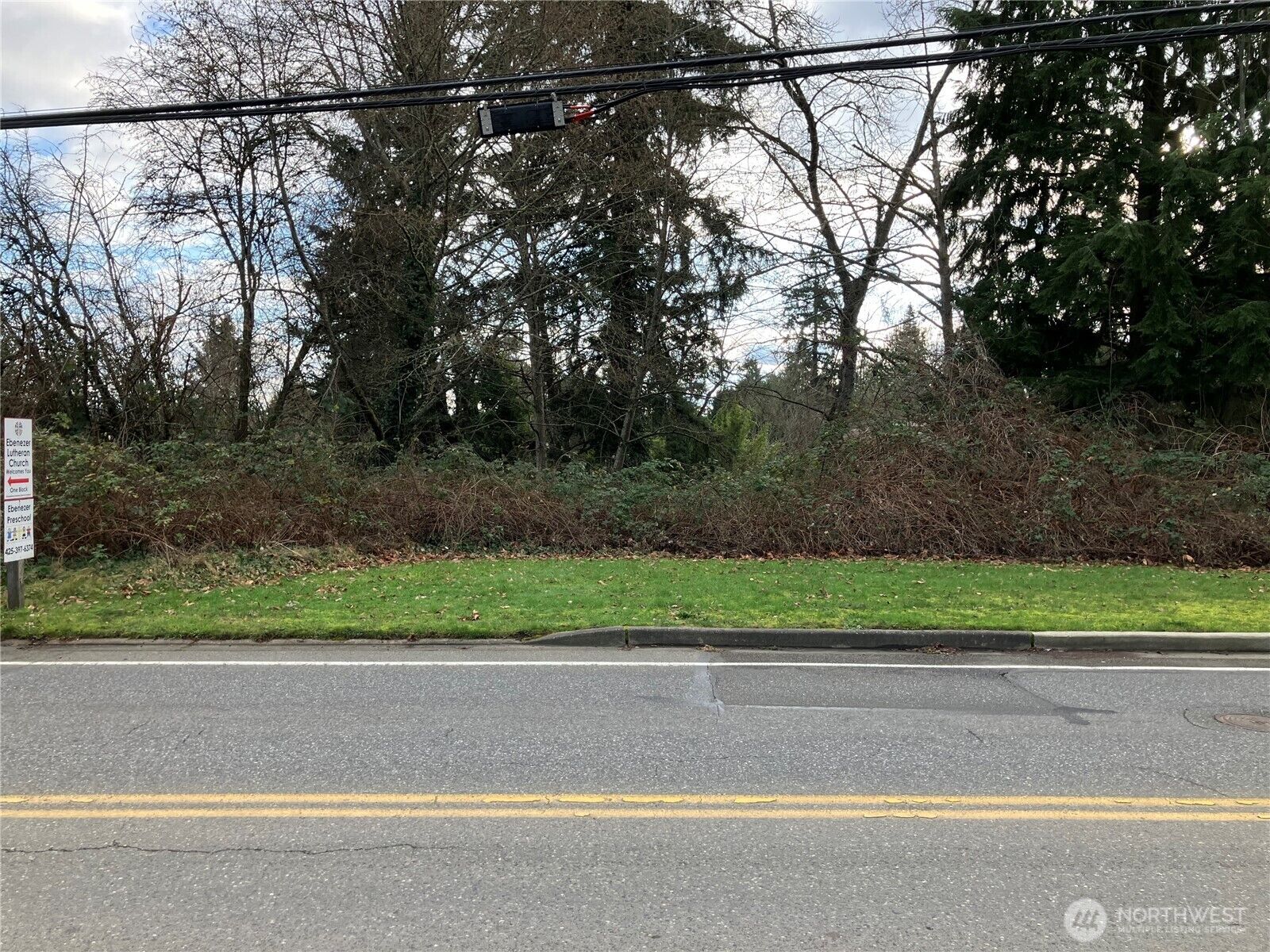Property Photo:  116  20th Street NE  WA 98258 