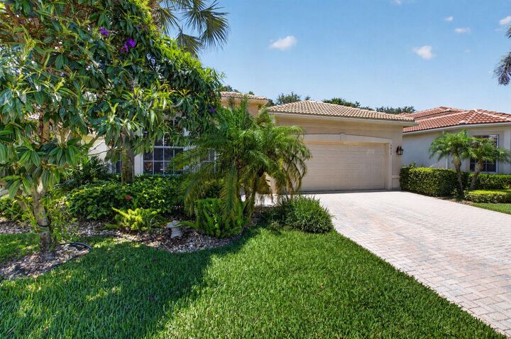 Property Photo:  6959 Imperial Beach Circle  FL 33446 