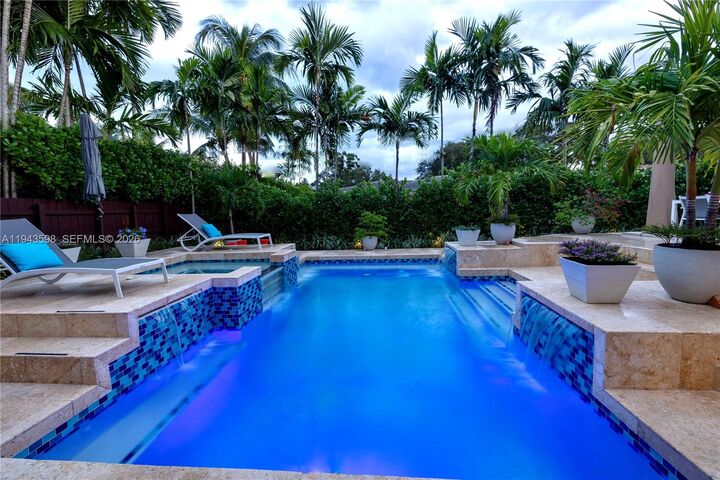 Property Photo:  1226 NE 100th St  FL 33138 