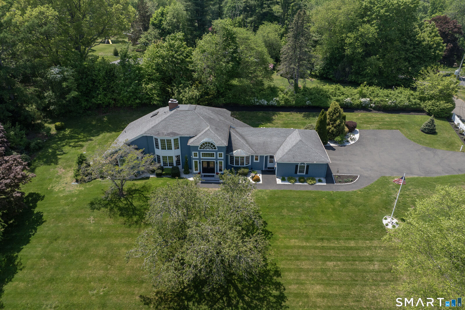 Property Photo:  15 Griffing Pond Road  CT 06405 