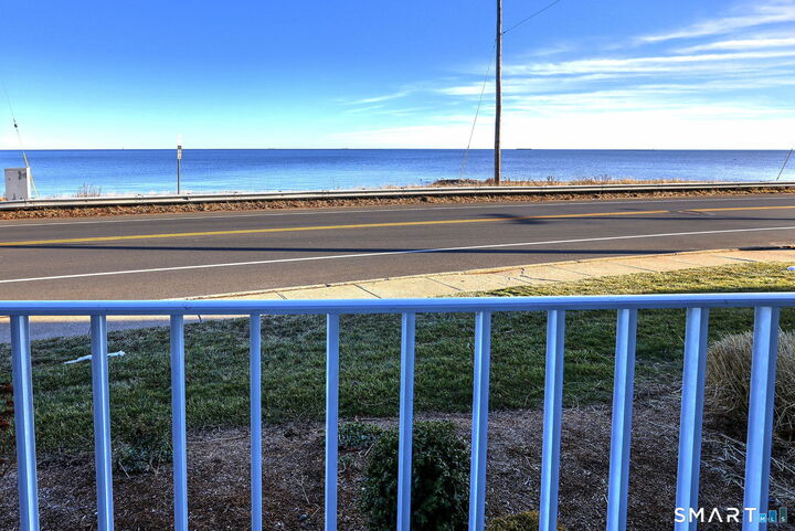 Property Photo:  920 Ocean Avenue E1  CT 06516 