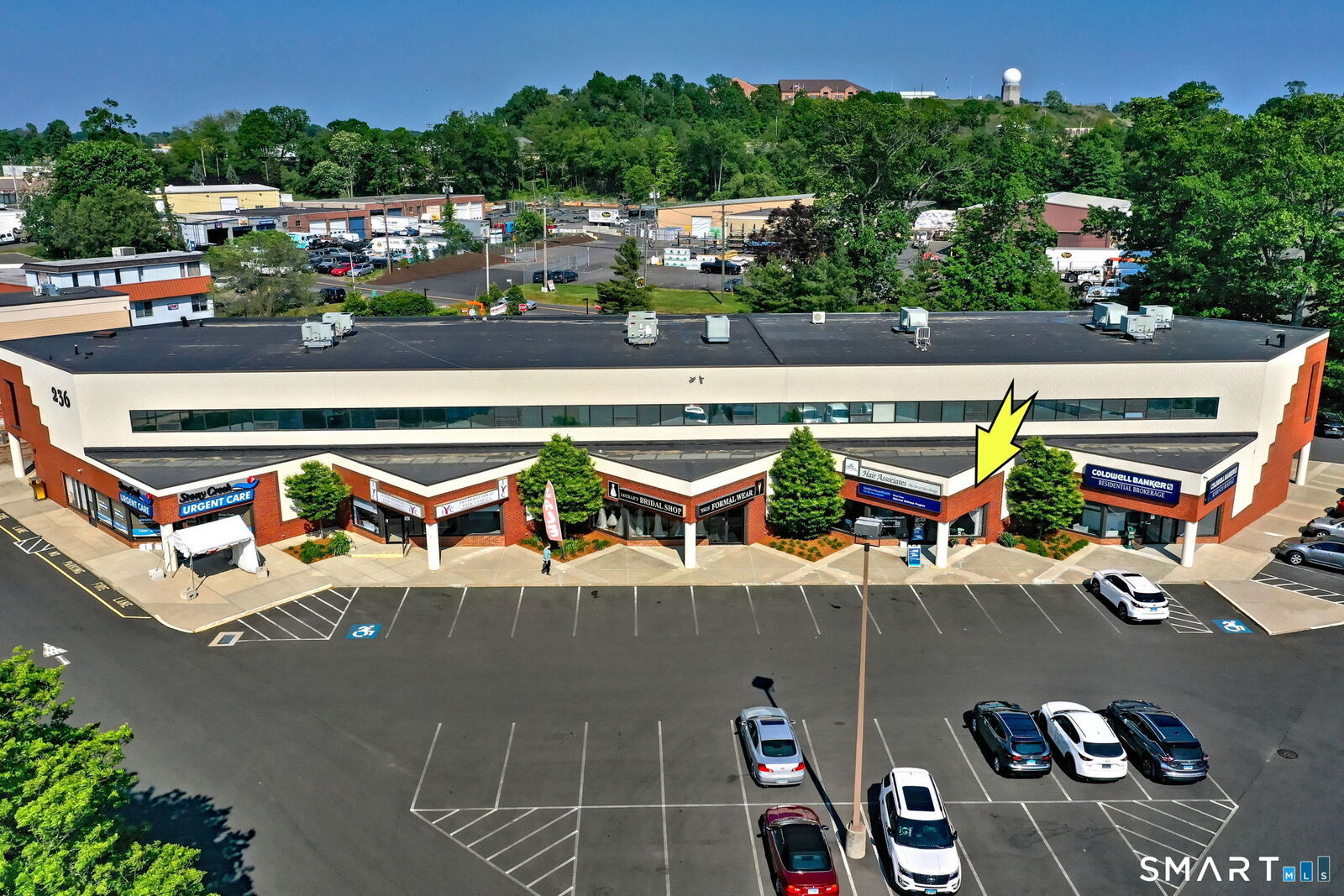 Property Photo:  236 Boston Post Road 2A  CT 06477 