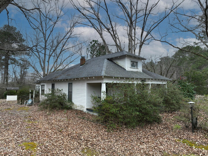 Property Photo: 847 Brantleytown Road NC 27597